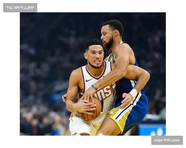 勇士太阳展开赛季二番战，库里布克对飙三分成焦点